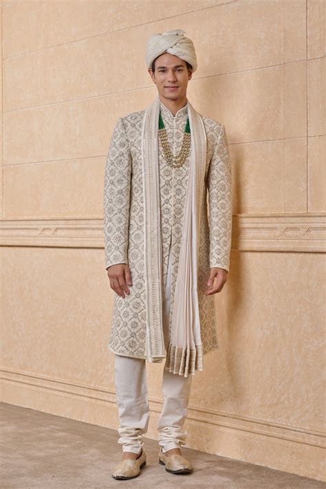 Buy Men's Wedding Wear, Sherwanis, Kurtas & Accessories at Tasva