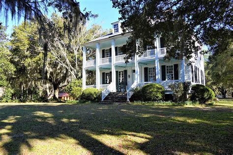 Discover The Fascinating History of Hopsewee Plantation SC
