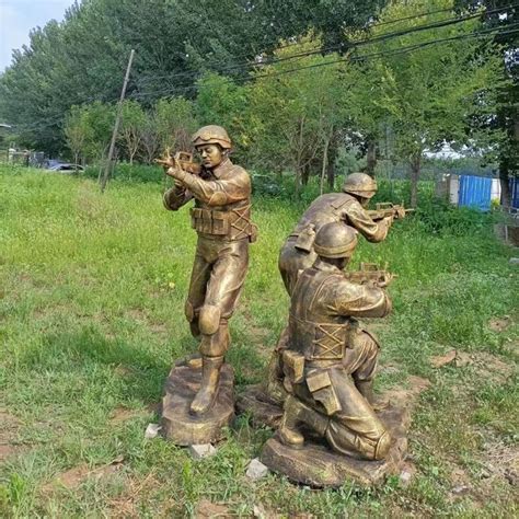 玻璃钢东北抗联革命军人抗战英雄人物雕塑铸铜仿铜红色文化摆件-阿里巴巴