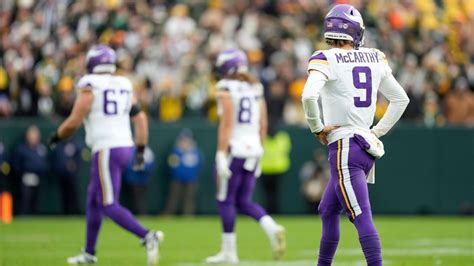 Vikings' problems run deep but begin with J.J. McCarthy - ESPN