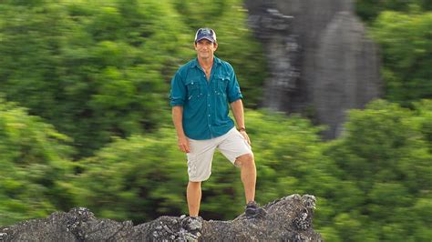 Watch Survivor Season 26 Episode 1: She Annoys Me Greatly - Paramount+