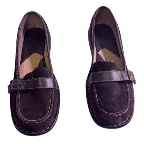 Born W61299 Mary Janes Flats Brown Suede/Leather... | Depop