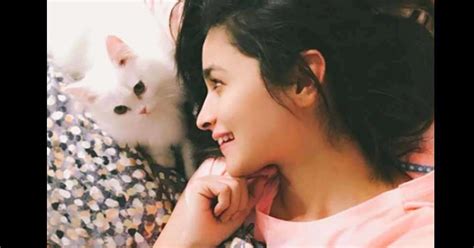 Signs that you prefer animals over humans | Femina.in