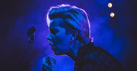 SAIV'N – Breaking Tunes