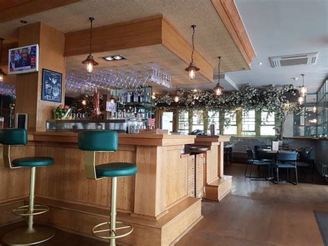 LOUIE BROWN'S BAR KITCHEN & DELI, Dalgety Bay - Restaurant Reviews ...