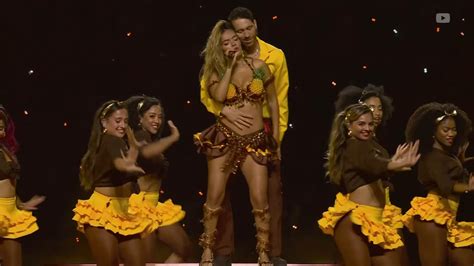 Colombian Superstar Karol G Delivers Electrifying Halftime Performance ...