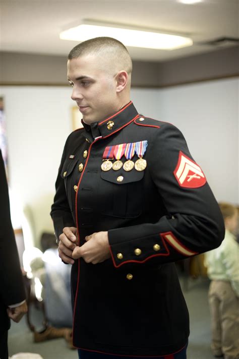 Usmc Dress Blue Alphas Vs Bravos at Maureen Baker blog