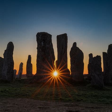 Download wallpaper 2780x2780 stones, stonehenge, sun, sunset ipad air ...