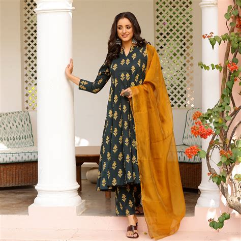 Hena gher set – Kameez.co