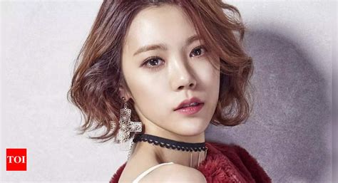 After School band member Lizzy sentenced to a year in prison for DUI ...