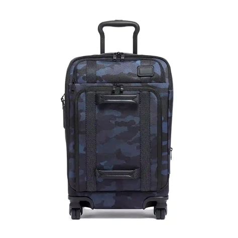 International Front Lid 4 Wheeled Carry-On