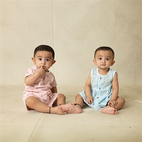 Buy Newborn baby clothes & dresses | Baby products online Dear Little