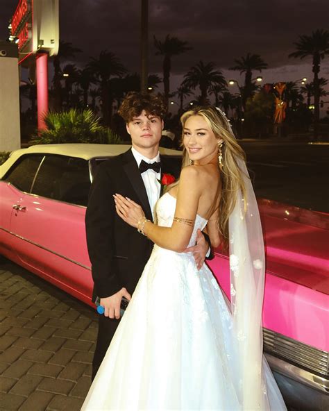 McKinley Richardson: Her Age, Career, and Net Worth