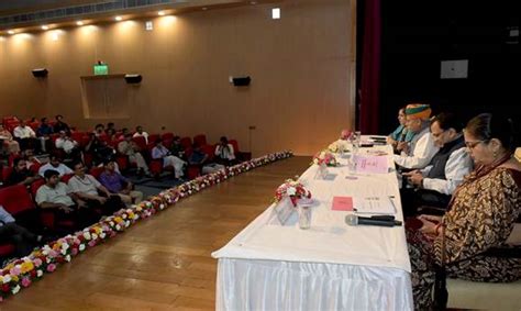 Press Release:Press Information Bureau