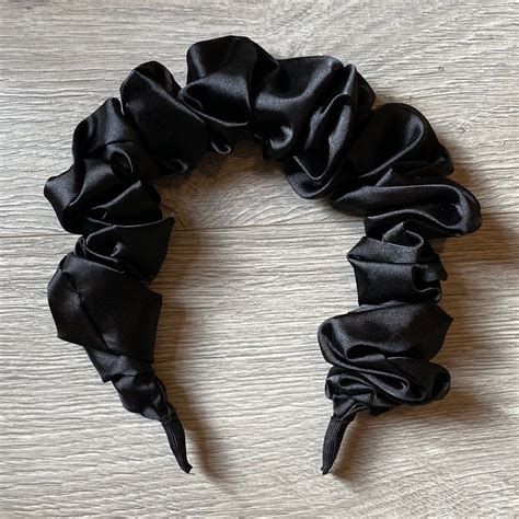Ruffles Headband – tivracreation