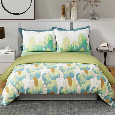 Buy UNITED COLORS OF BENETTON Safari Cotton 144TC Printed 3Pcs King ...