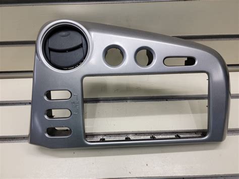 🔥2003-2008 Toyota MATRIX / Pontiac VIBE Center Dash Radio Bezel Trim Silver B26 | eBay