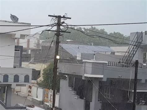 Heavy rain forecast for Saurashtra Kutch region today Yellow alert in 5 ...
