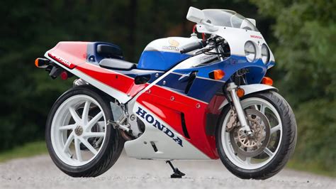 Why The 90s Were The Golden Years Of Superbikes