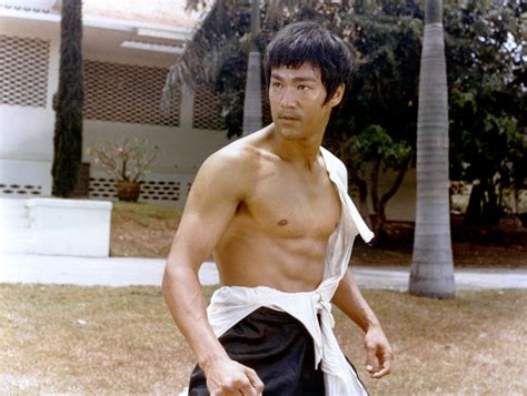 Bruce Lee and Son Brandon Both Died before 33 —inside the 2 Tragedies ...