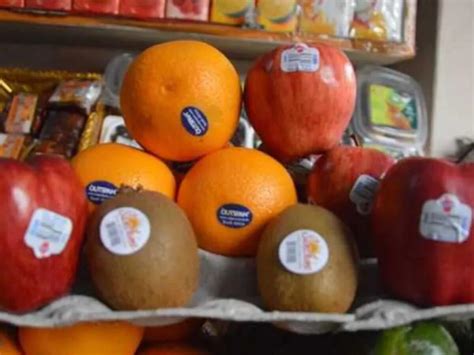 Fruits Stickers: యాపిల్, ఆరెంజ్ పళ్లపై ఈ స్టిక్కర్స్ ఎందుకుంటాయో తెలుసా ...