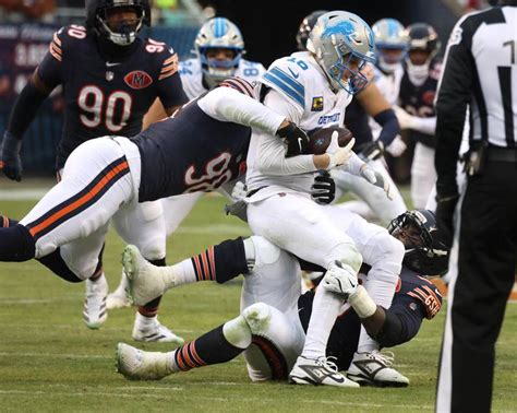 Photos: Bears fall to Lions 19-16 in final regular season game – Shaw Local