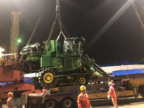 Continue To Export Sugarcane Harvesters - K&F INTERNATIONAL