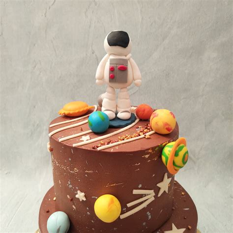 Space Themed Birthday Cake | Space Themed Cake | Order Custom Cakes In ...