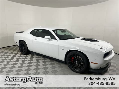 Dodge Challenger White