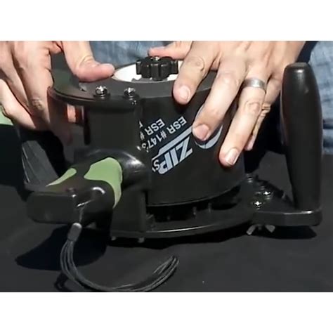 ZIP System 0.5-ft x 6-in Panel System Tape Gun in the OSB Tape ...