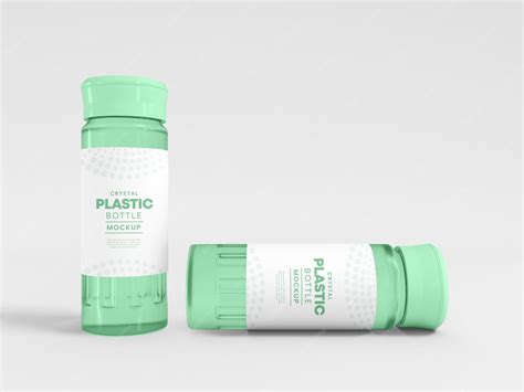 Premium PSD | Transparent crystal plastic bottle mockup