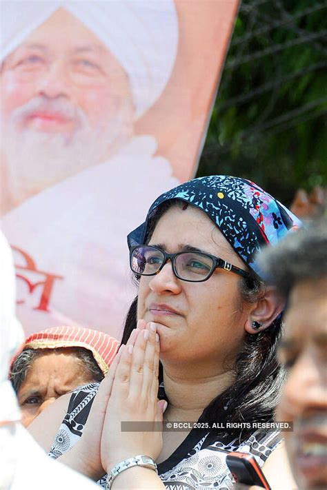 Nirankari chief's funeral ceremony Photogallery - ETimes