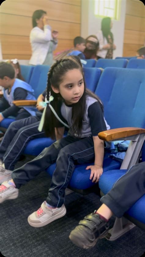 Rezultat imagine pentru D-Max Ultimo Programa Alienigenas