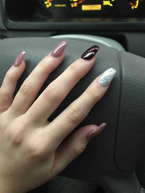 Magic Nails Salon - 9857 Tecumseh Rd E, Windsor, ON