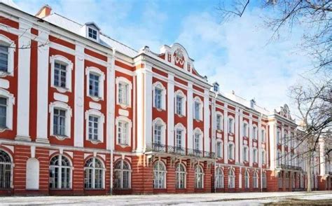 圣彼得堡国立大学2023年申请时间节点公布（附：本科、硕士、博士专业设置及授课语言） - 知乎