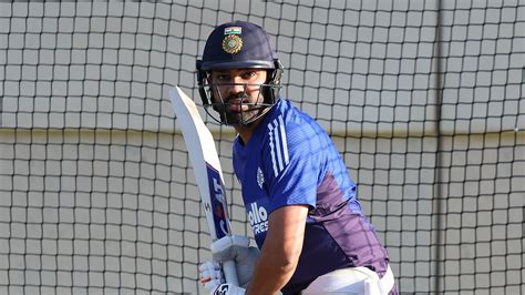 IND vs AUS, 2nd ODI: Was Rohit Sharma Trying To Invite Paparazzi Into ...