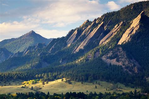 Climbing the Super-Classics of Boulder’s Iconic Flatirons