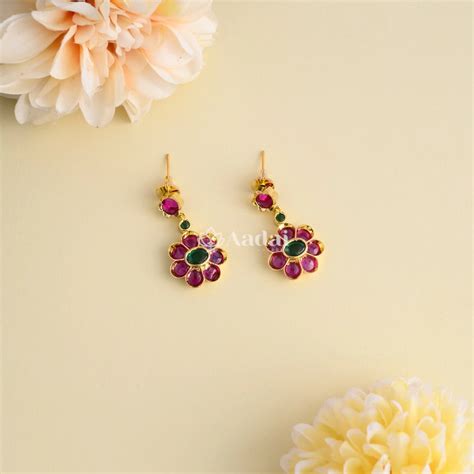 Exorbitant Kemp Floral Necklace - Multi – Aadai Alangaram