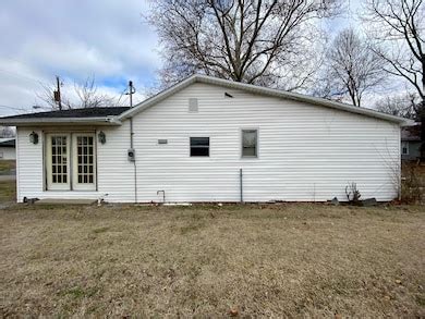 317 N Padgett St, Morganfield, KY 42437 | Homes.com