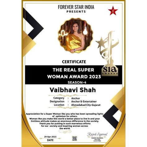 vaibhavi shah Anchor in Ahmedabad City, Gujarat: Super Woman Awards 2023