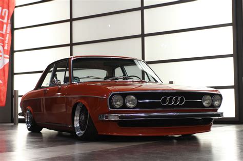Audi 100 C1: Oldschool's Lowest | Audi kombi, Audi 100, Auto klassik