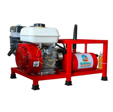 GS 150 Milking machine with engine in Animal Husbandry | Agrioxen