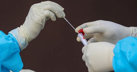 China Starts Using Anal Swabs For COVID-19 Testing - MobyGeek.com