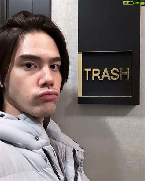 Jared Goldstein Instagram – 🧻👛🐟🥒🎮🎭🦌👸🏻 | Gethu Cinema