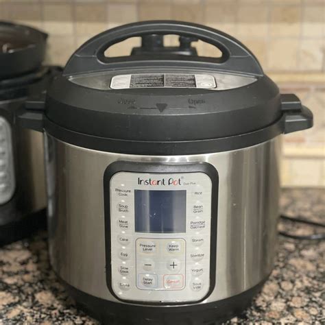 6 Quart Vs 8 Quart Instant Pot (Which Is Best To Buy) • Simple ...