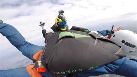 Skydiving image in Korea