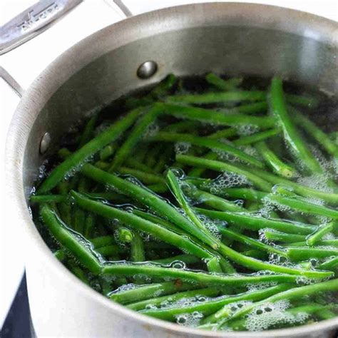 How to Cook Green Beans Like a Master Chef - Jessica Gavin