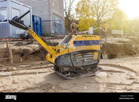 Walk Behind Plate Compactor 的图像结果