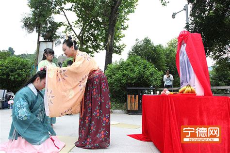 丙申年菏泽汉服成人礼举行 以传统方式宣告成年 | | 汉唐服装网