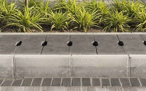 L Profiled Kerbs – Versatile Kerbstones for Trench Drainage Systems | VYARA